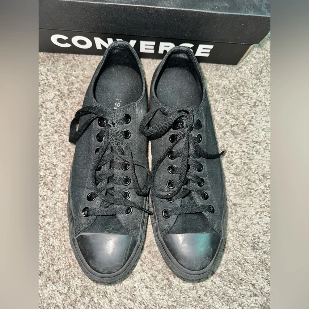 Black Converse size M9 W11 - Picture 3 of 6